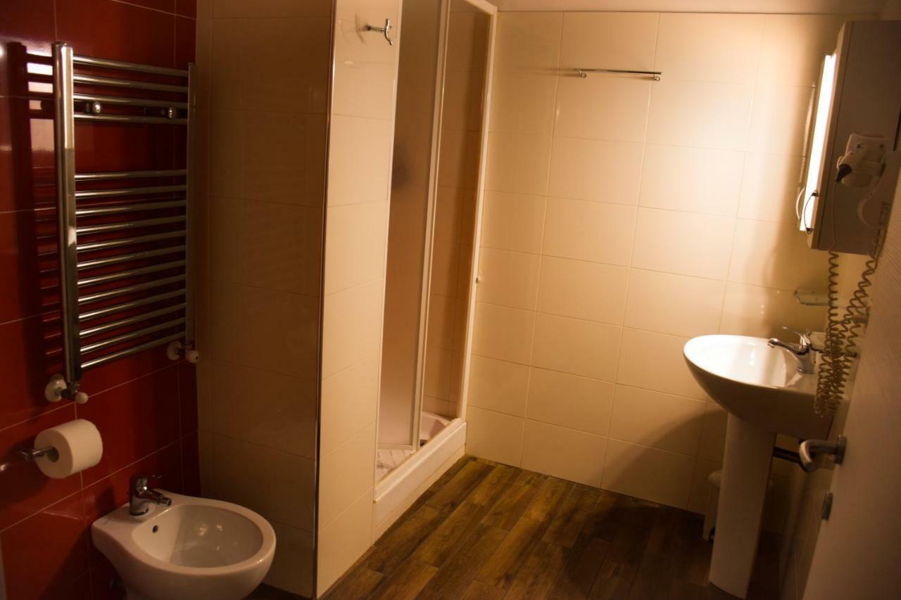 Tiburtina Hotel Holiday Rom Eksteriør billede